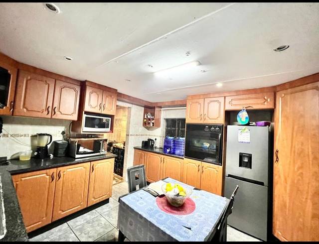 3 BEDROOM HOUSE FOR SALE IN NORTHDALE